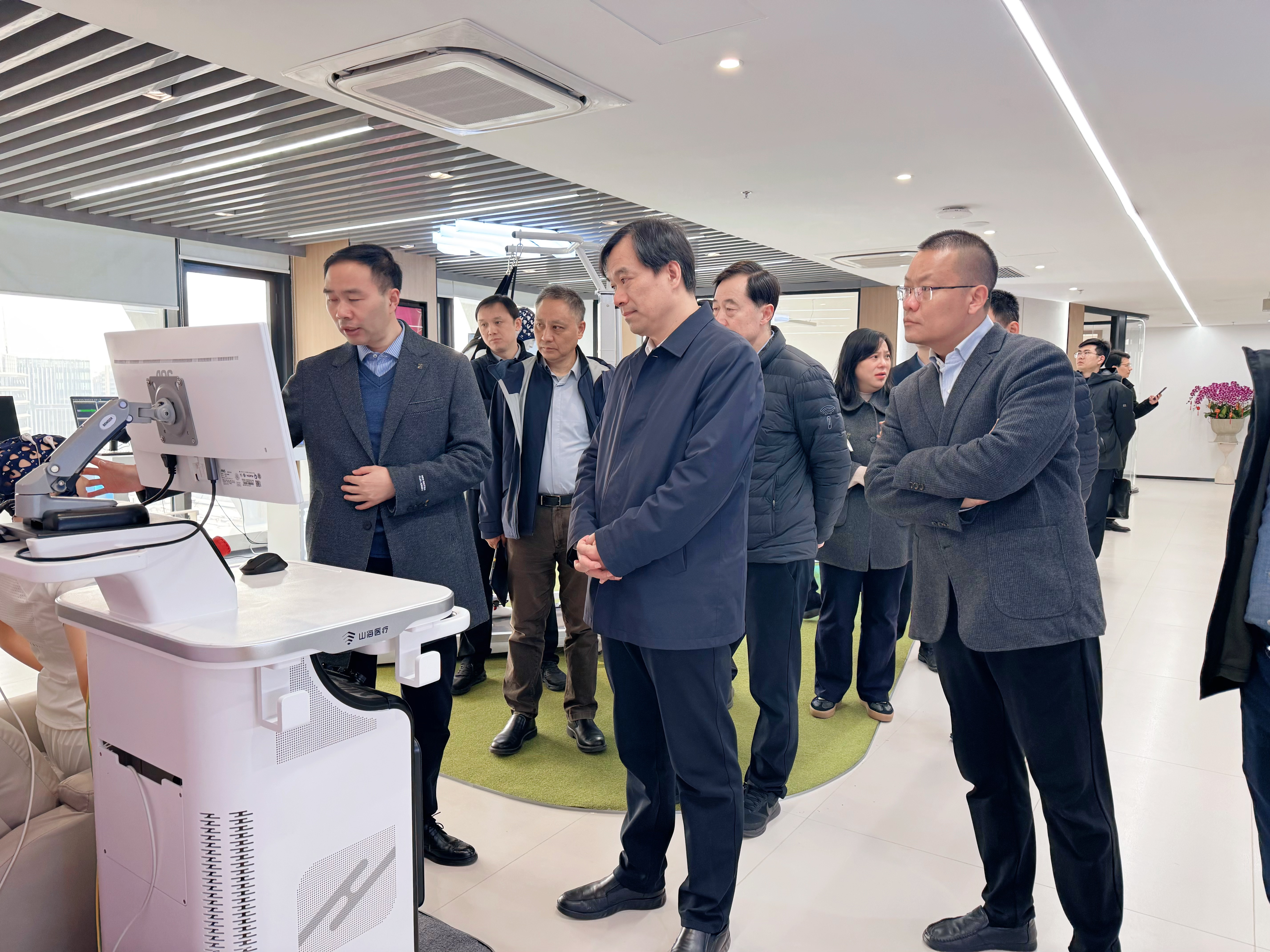 江苏脑机接口产业再落关键子！厅长带队调研山海医疗，打造本土科创增长极！